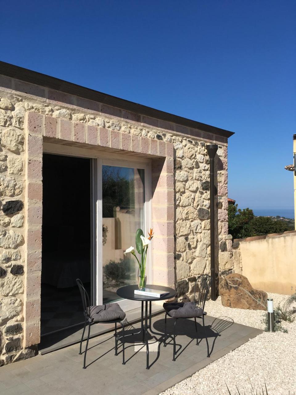 La Petite Maison Tresnuraghes Ngoại thất bức ảnh